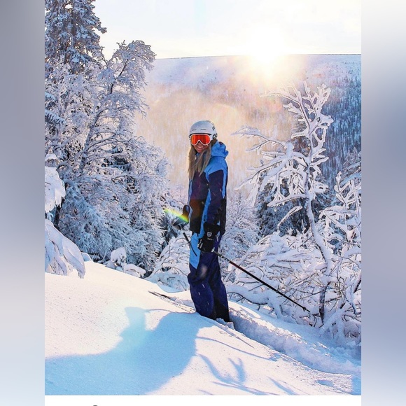 Peak Performance BNWT Size Large - Picture 2 of 5